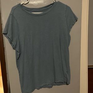 Large woman's tshirt